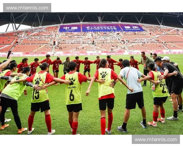 肇庆足球比赛点燃城市激情展现各路球队技战术风采盛况空前赛事盛典潮